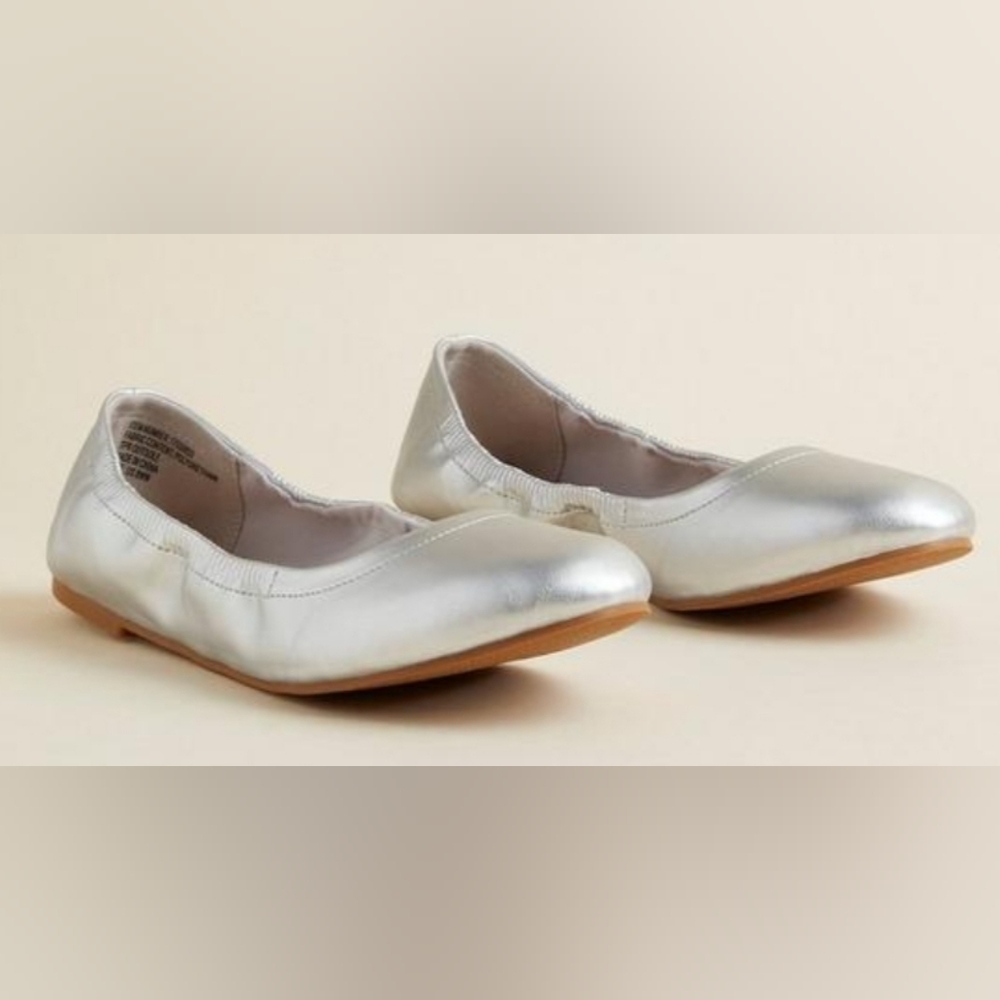 NWT Torrid Silver Scrunch Ballet Flats 10WW